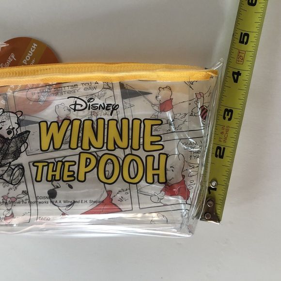 Creme Shop Disney: Winnie the Pooh, Tigger, Piglet, & Eeyore Lip Balm Set W/case - Picture 11 of 12